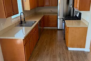 2111 100th Ave, Oakland, CA 94603 - Photo 7