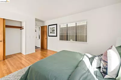 1269 Hopkins St, Berkeley, CA 94702 - Photo 17