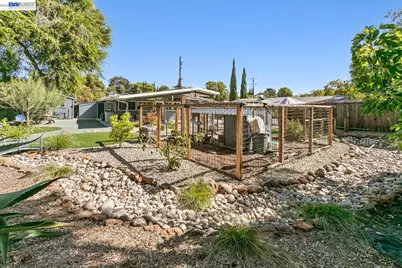 1992 Heaton Circle, Concord, CA 94520 - Photo 33