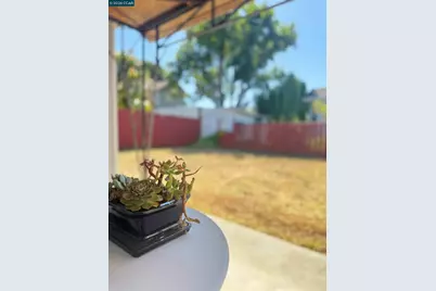 829 Aileen St, Oakland, CA 94608 - Photo 27