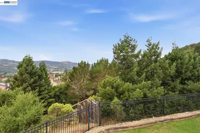 3814 Painted Pony Rd, Richmond, CA 94803 - Photo 31