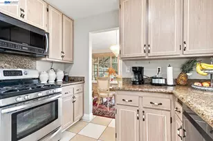 3814 Painted Pony Rd, El Sobrante, CA 94803 - Photo 15