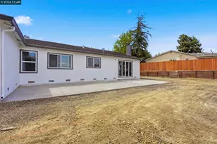 4295 Suzanne Dr, Pittsburg, CA 94565 - Photo 59