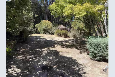 1350 Murchison Dr, Millbrae, CA 94030 - Photo 7