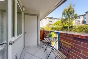 6400 Christie Ave, Emeryville, CA 94608 - Photo 23