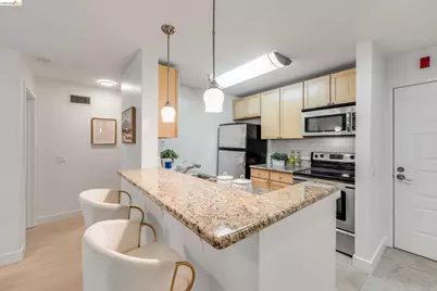 6400 Christie Ave #4118, Emeryville, CA 94608 - Photo 5