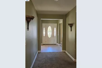 1896 Lourdes Court, Tracy, CA 95304 - Photo 3
