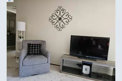 247 Warren Cmn, Fremont, CA 94539 - Photo 9