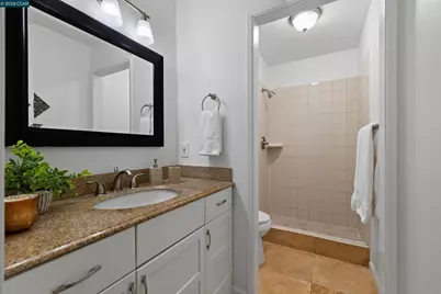 6444 Parklane Plz, Martinez, CA 94553 - Photo 19