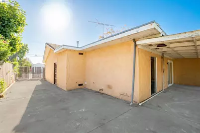 16182 Via Media, San Lorenzo, CA 94580 - Photo 23