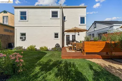 5327 Brann St, Oakland, CA 94619 - Photo 29