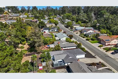 4833 Shetland Ave., Oakland, CA 94605 - Photo 31