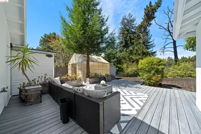 4833 Shetland Ave., Oakland, CA 94605 - Photo 25