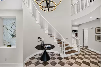 5518 Alvelais Dr, Union City, CA 94587 - Photo 35