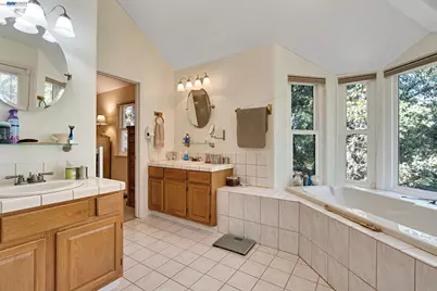 39309 Forest Park Ln, Oakhurst, CA 93644 - Photo 27