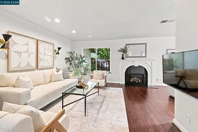 79 Fountainhead Ct, Martinez, CA 94553 - Photo 3