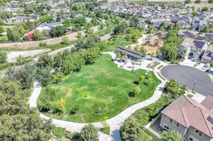 806 Queen Palm Ln, Brentwood, CA 94513 - Photo 45