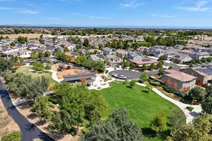 806 Queen Palm Ln, Brentwood, CA 94513 - Photo 49