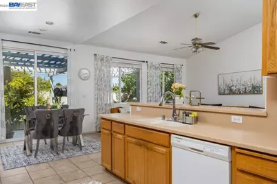 5506 Dawnview Way, Antioch, CA 94531 - Photo 13
