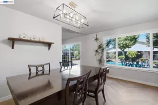 33455 Caliban Dr, Fremont, CA 94555 - Photo 15