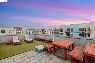 201 3rd St #302, Oakland, CA 94607 - Photo 35