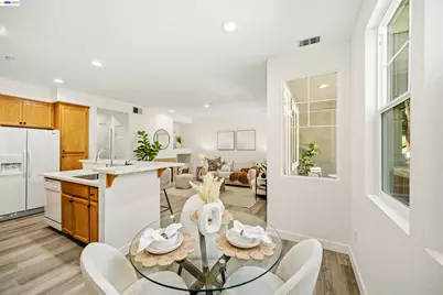 139 Windward Cmn #6, Livermore, CA 94551 - Photo 7