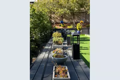 221 Amend Ct, El Sobrante, CA 94803 - Photo 87