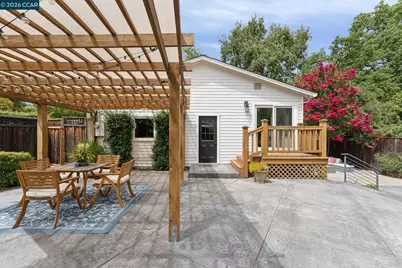 164 Lucinda Ln, Pleasant Hill, CA 94523 - Photo 15