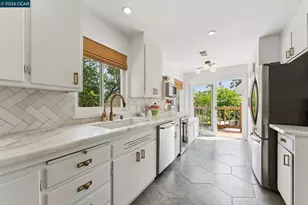 164 Lucinda Ln, Pleasant Hill, CA 94523 - Photo 9