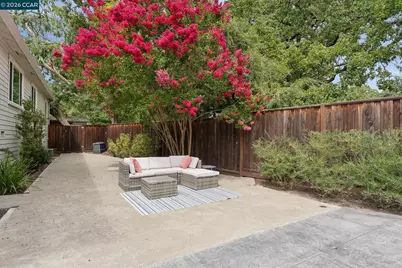 164 Lucinda Ln, Pleasant Hill, CA 94523 - Photo 35
