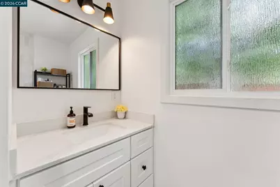 164 Lucinda Ln, Pleasant Hill, CA 94523 - Photo 23