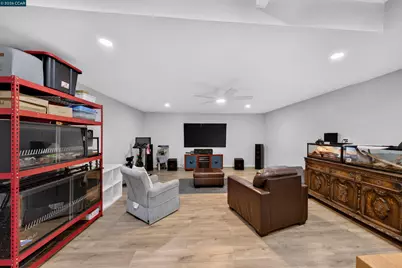 2444 Fitzpatrick St, San Pablo, CA 94806 - Photo 37