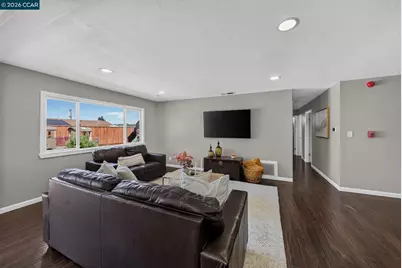 2444 Fitzpatrick St, San Pablo, CA 94806 - Photo 9