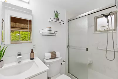 7820 Potrero Ave, El Cerrito, CA 94530 - Photo 23
