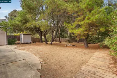 5613 Likins Ave, Martinez, CA 94553 - Photo 45