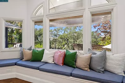 71 Scenic Drive, Orinda, CA 94563 - Photo 23