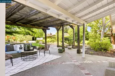 2737 San Antonio Dr, Walnut Creek, CA 94598 - Photo 51