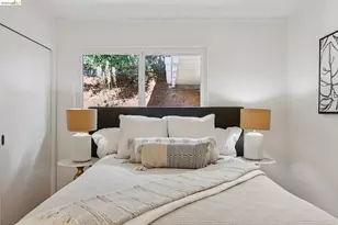 2 Mall Ct, Oakland, CA 94611 - Photo 35