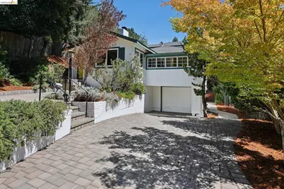 2 Mall Court, Oakland, CA 94611 - Photo 3