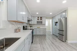 1204 Vistagrand Dr, San Leandro, CA 94577 - Photo 21