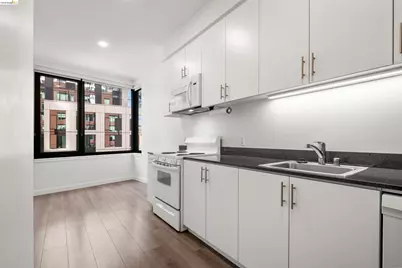 285 Main Street #404, San Francisco, CA 94105 - Photo 7