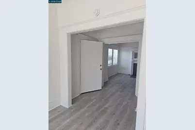 1056 55th Street, Oakland, CA 94608 - Photo 5