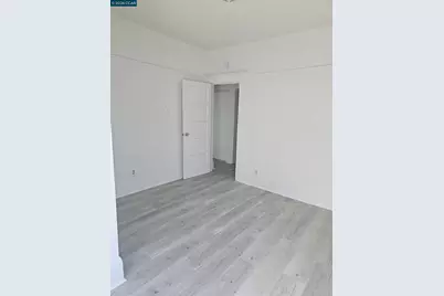 1056 55th Street, Oakland, CA 94608 - Photo 13