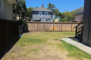 1056 55th St, Oakland, CA 94608 - Photo 27