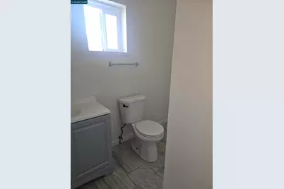1056 55th Street, Oakland, CA 94608 - Photo 23