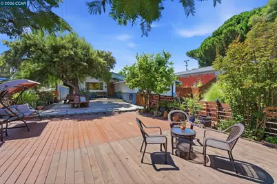 1501 Lassen Ct, Vallejo, CA 94591 - Photo 3
