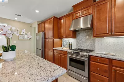 2836 Stringham Way, Dublin, CA 94568 - Photo 17