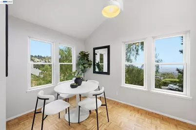 85 Samaria Ln, Oakland, CA 94619 - Photo 13