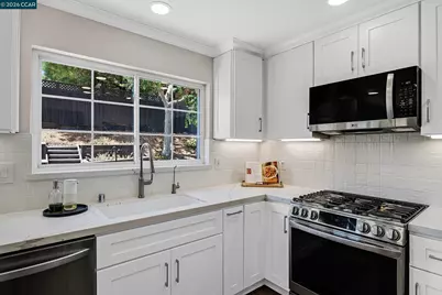11698 Serra Ct, Dublin, CA 94568 - Photo 11