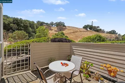 116 Whaler Cir, Hercules, CA 94547 - Photo 21